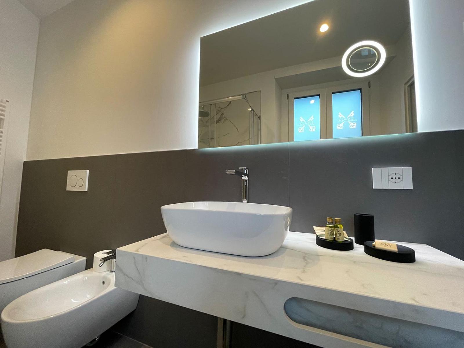 Clavis Luxury Apartments Chiavenna Exterior photo