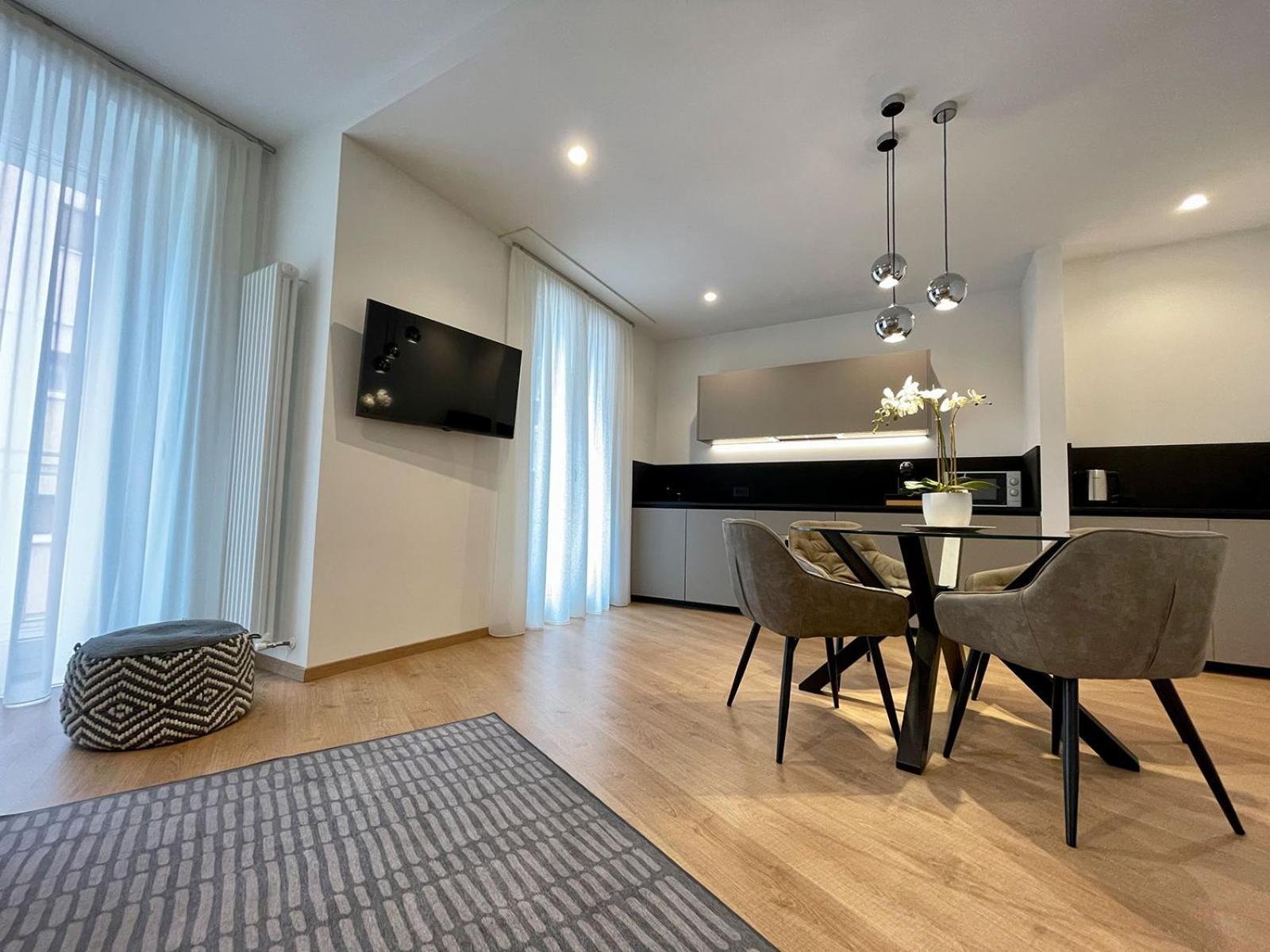 Clavis Luxury Apartments Chiavenna Exterior photo